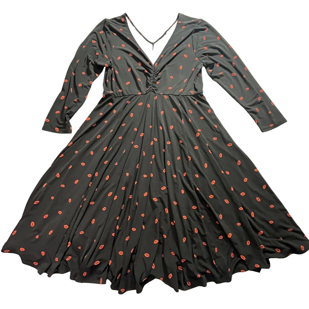 Torrid size 0 Black Long Sleeve Fit-and-Flare Dress with Red Lip Print